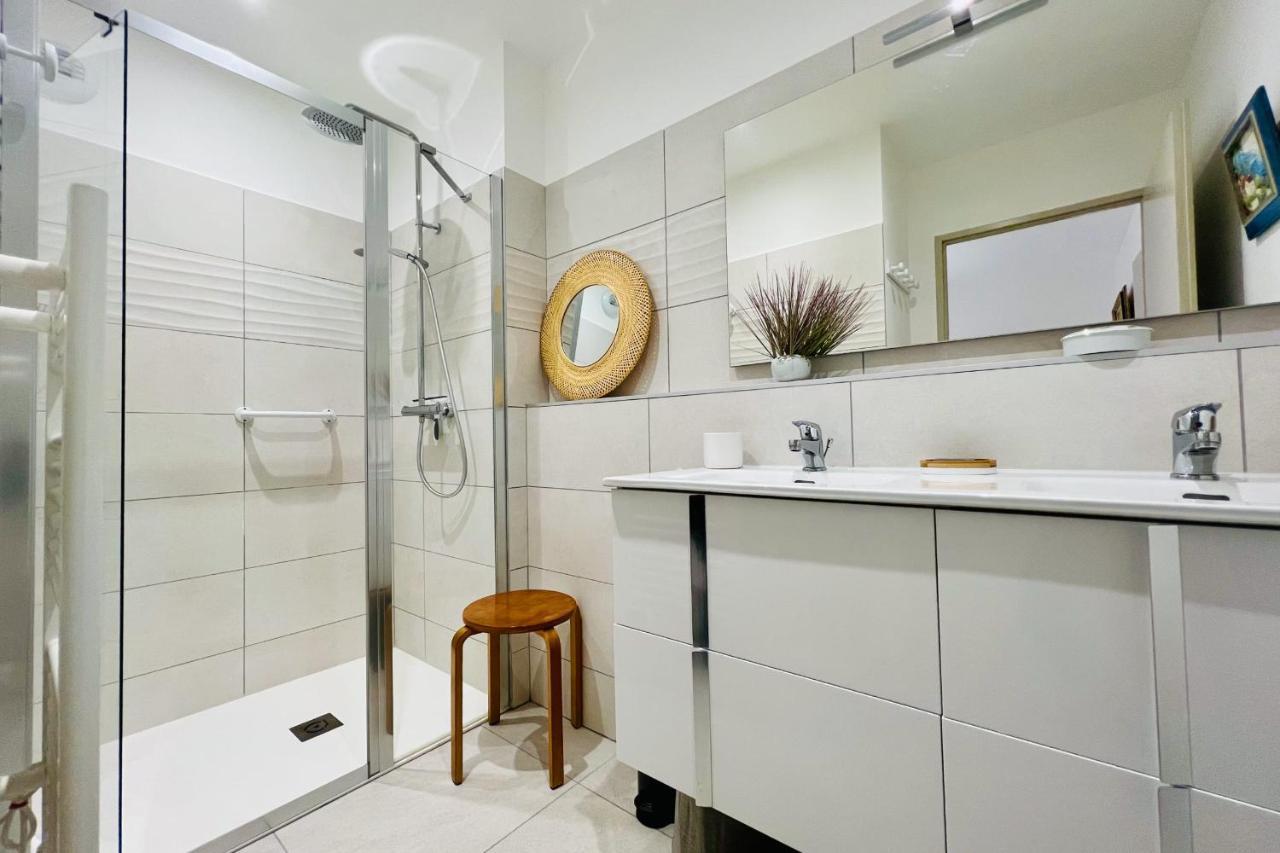 Villa Marie 1 - Superbe Appartement Climatise 2 Chambres Vue Mer Ле-Гро-дю-Руа Экстерьер фото